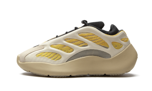 Yeezy 700 V3 "Safflower" G54854
