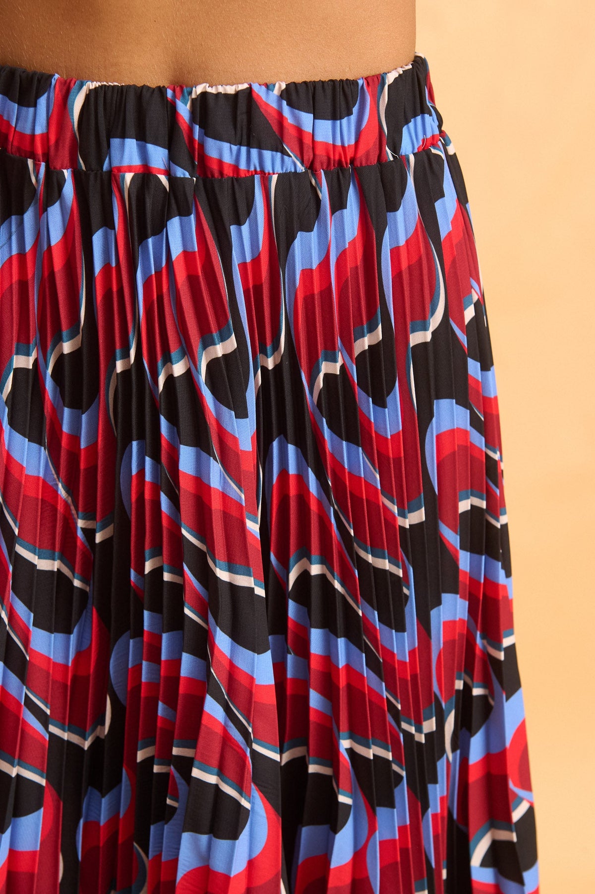 Beverly Skirt (Black)