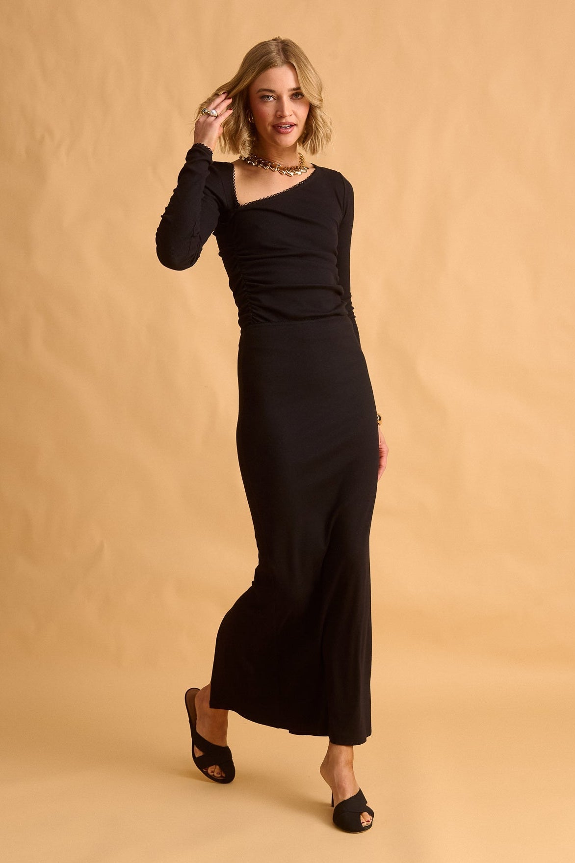Eva Skirt (Black)