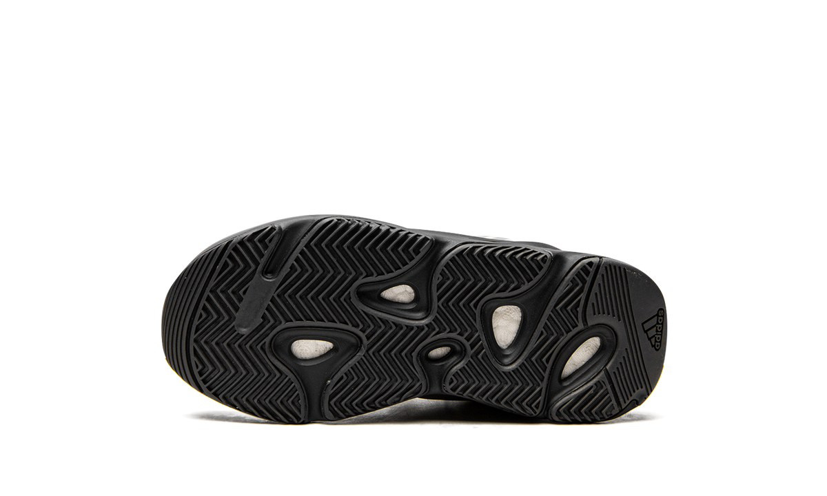 Yeezy Boost 700 MNVN KIDS "Bone" FY3730